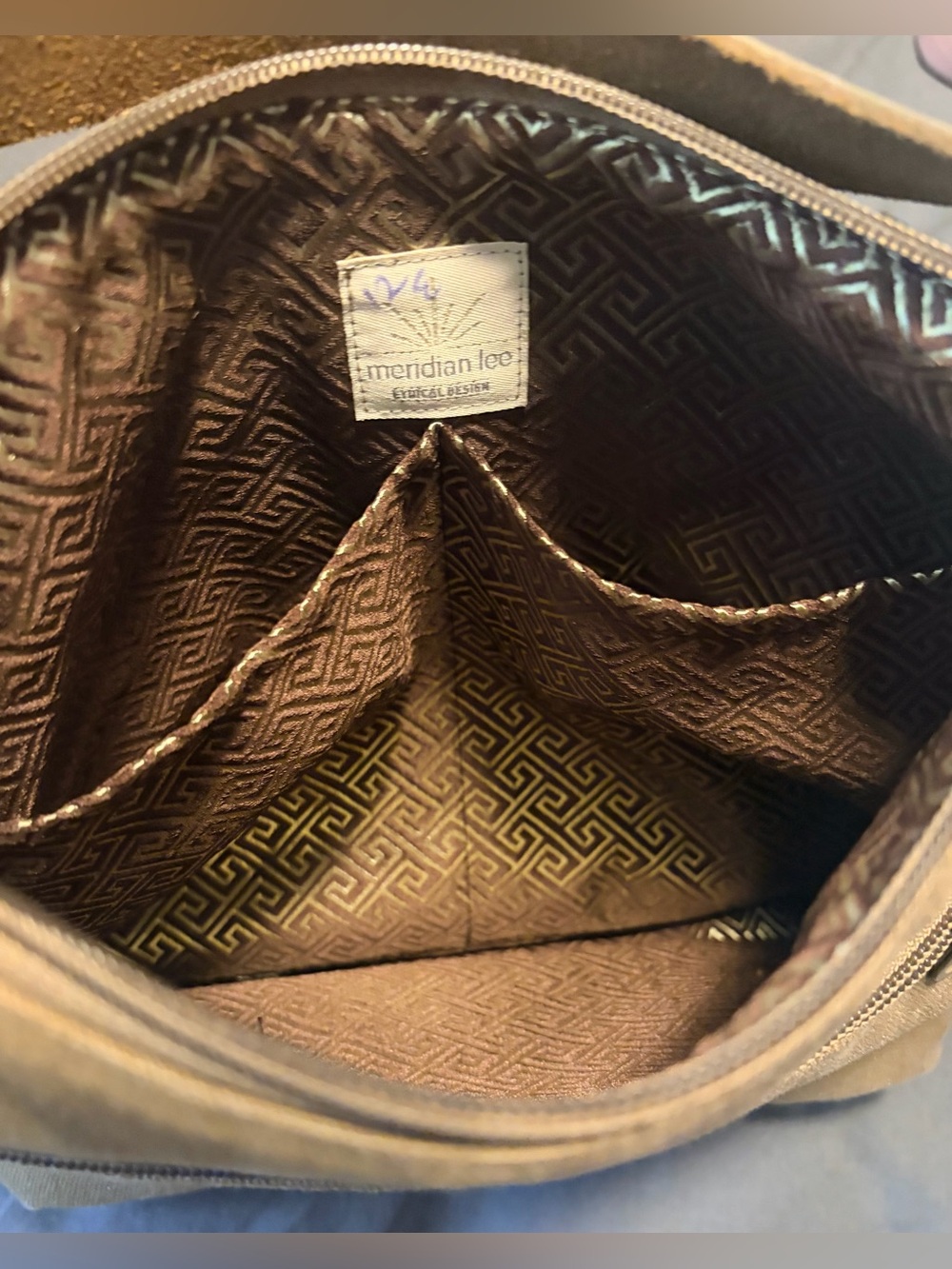 Meridian Lee Artisan Canvas Hobo Bag - Picture 4 of 16